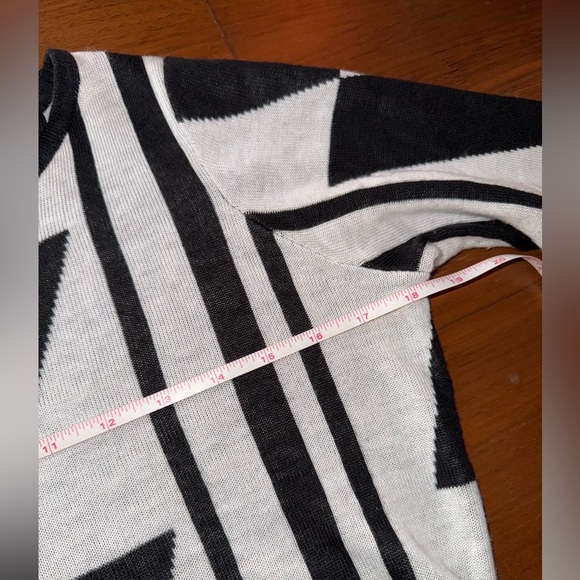 The Limited Black and Gray Long Sleeve Dress - Picture 7 of 13